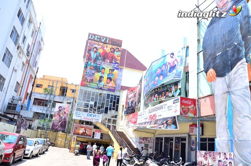 'Baahubali 2' Prabhas Fans Hungama at Sudarshan Theater, Hyd