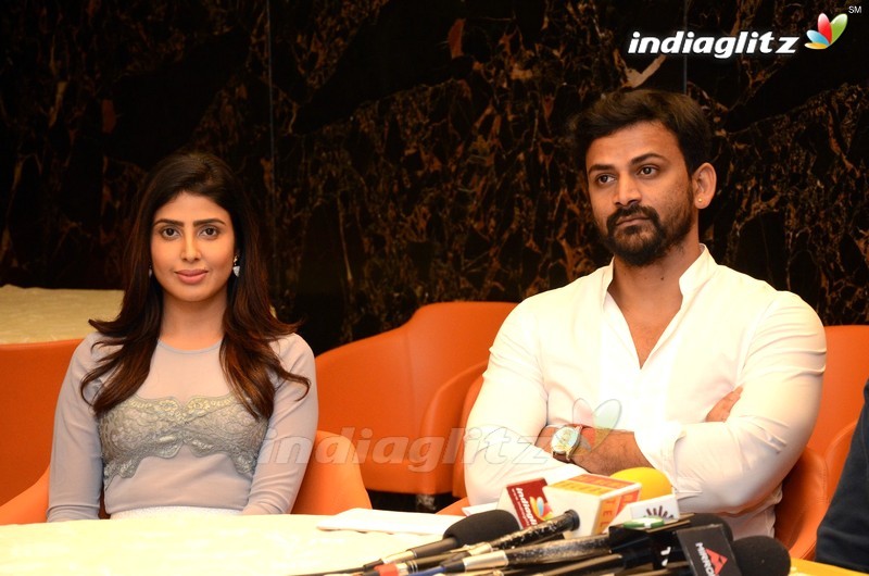 'Bhairava Geetha' Premiere Show Press Meet