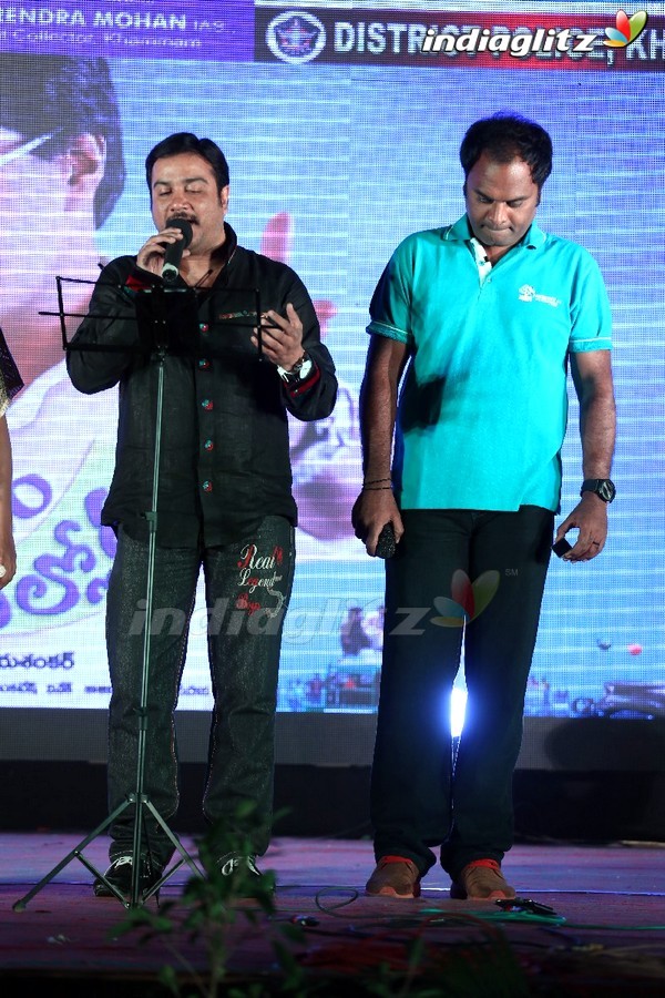 'Bheemavaram Bullodu' Platinum Disc