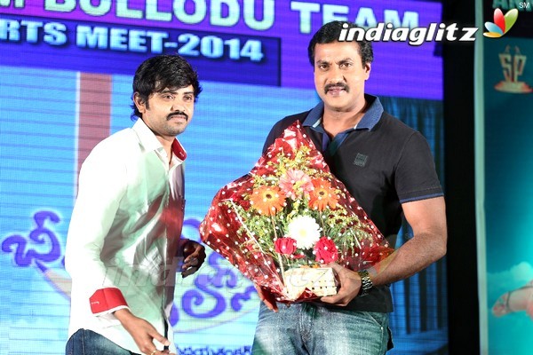 'Bheemavaram Bullodu' Platinum Disc