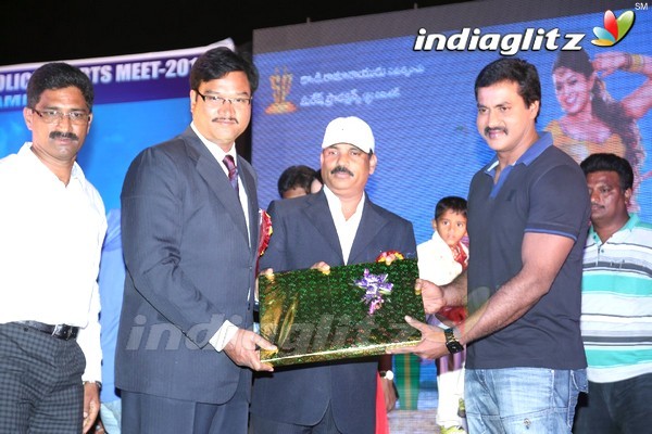 'Bheemavaram Bullodu' Platinum Disc