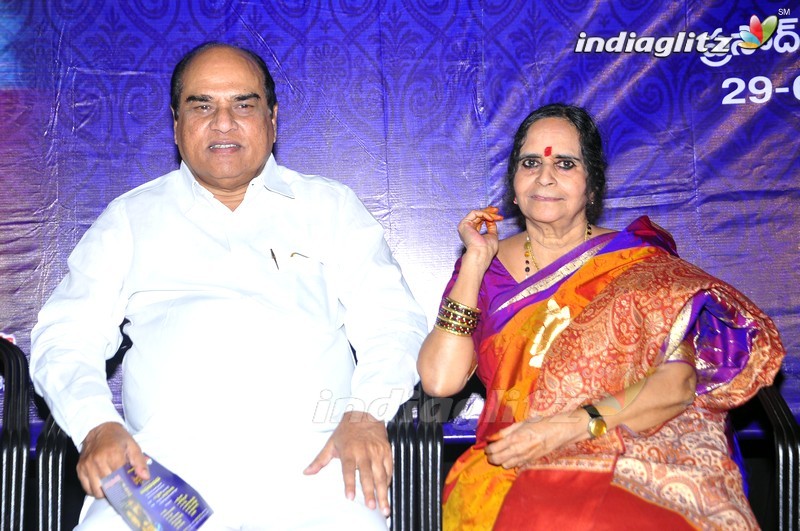 'Bichagadu' Success Meet