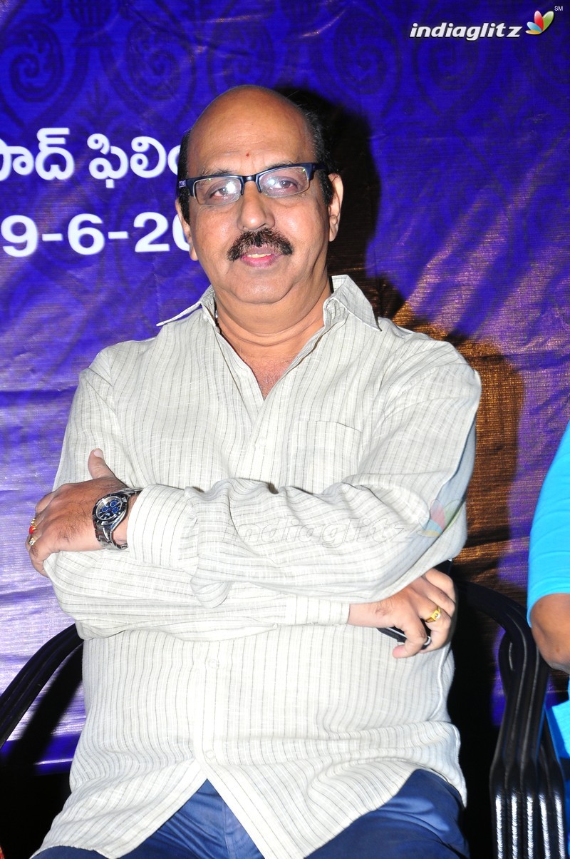 'Bichagadu' Success Meet