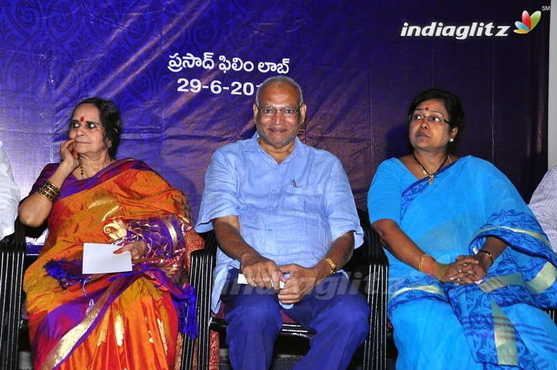 'Bichagadu' Success Meet