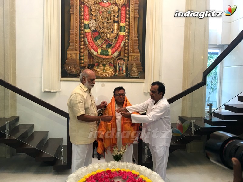 Brahmanandam felicitates acclaimed artiste BKS Varma