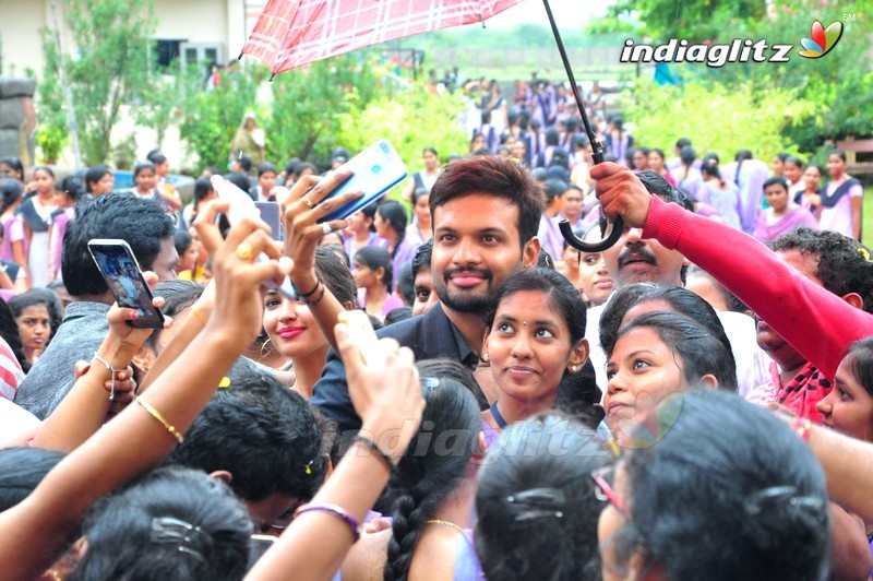 'Brand Babu' Promotions at Kakinada Institute of Engineering