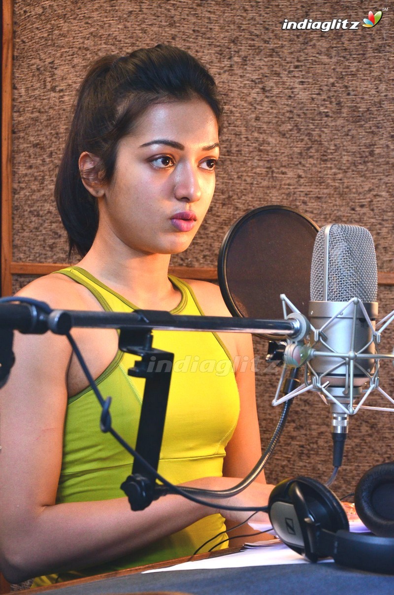 Catherine Tresa dubbing for 'Gautham Nanda'