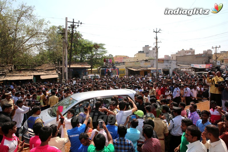 Catherine Tresa Launch B New Mobiles Store @ Kadapa