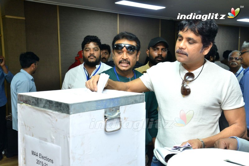 Celebs Cast Their Votes @ MAA Elections 2019 (Set-01)