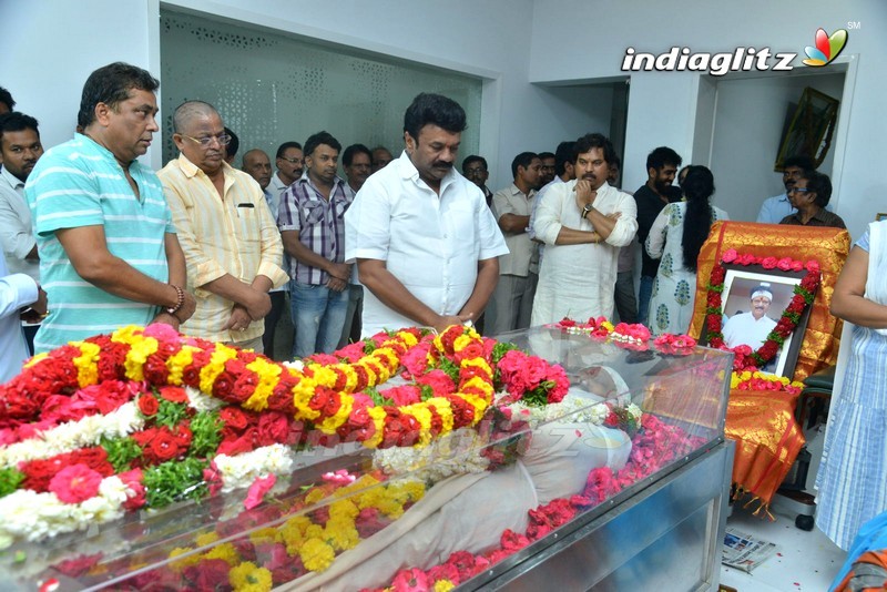 Celebs Pay Last Respect To Kodi Ramakrishna