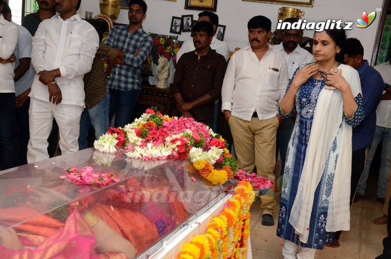 Celebs Pay Last Respects To Vijaya Nirmala