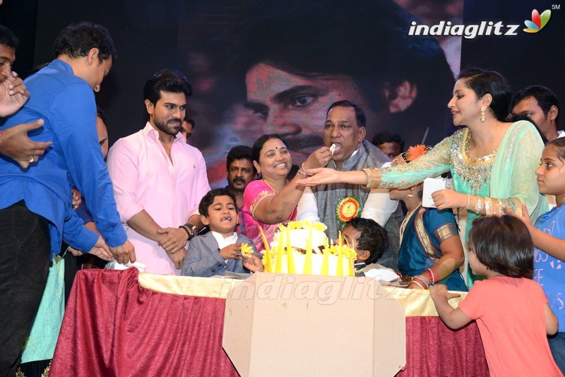 Ram Charan @ Malla Reddy College 3rd Anniversary