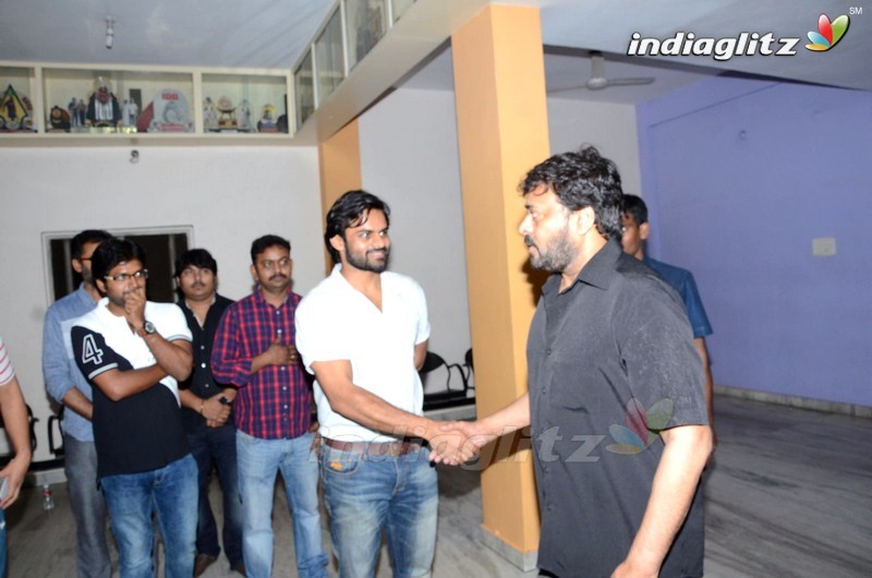 Chiranjeevi Watches 'Supreme' Movie @ Prasad Lab