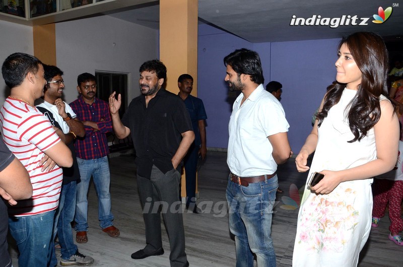 Chiranjeevi Watches 'Supreme' Movie @ Prasad Lab