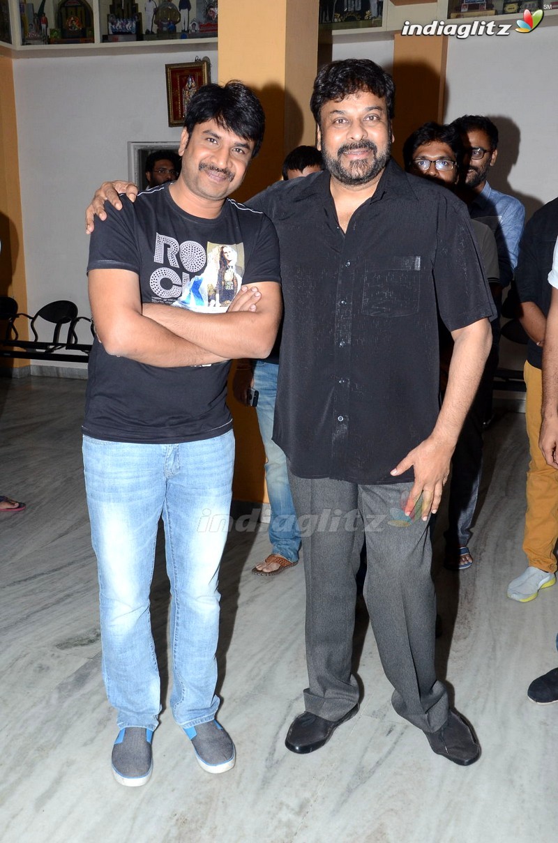 Chiranjeevi Watches 'Supreme' Movie @ Prasad Lab