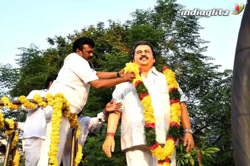 Dasari Narayana Rao's Statue Unveiled