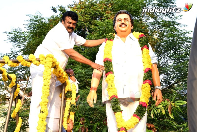 Dasari Narayana Rao's Statue Unveiled