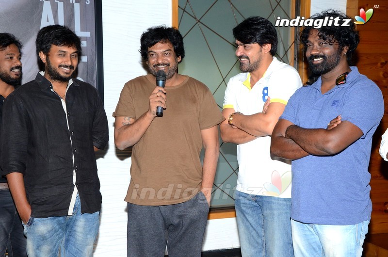 'Desamlo Dongalu Paddaru' Teaser Launch By Puri Jagannadh