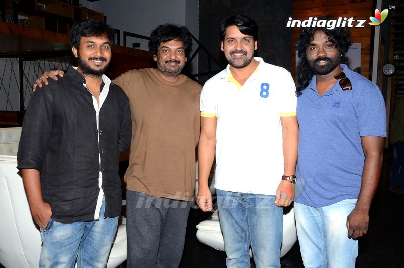 'Desamlo Dongalu Paddaru' Teaser Launch By Puri Jagannadh