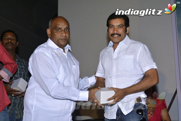 'Dhanalakshmi Thalupu Thadithe' Platinum Disc