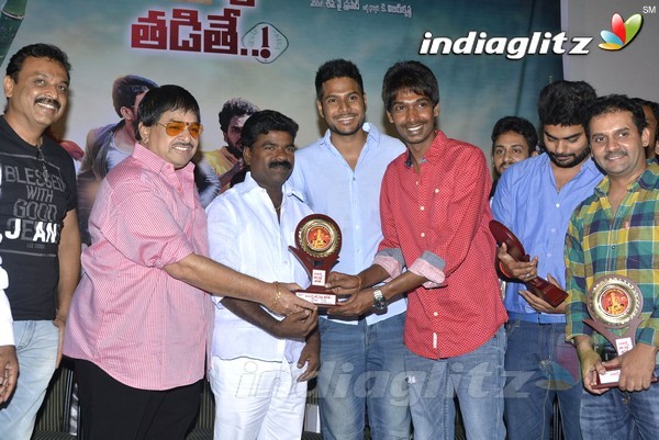 'Dhanalakshmi Thalupu Thadithe' Platinum Disc