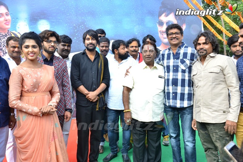 'Dhadi' Movie Opening