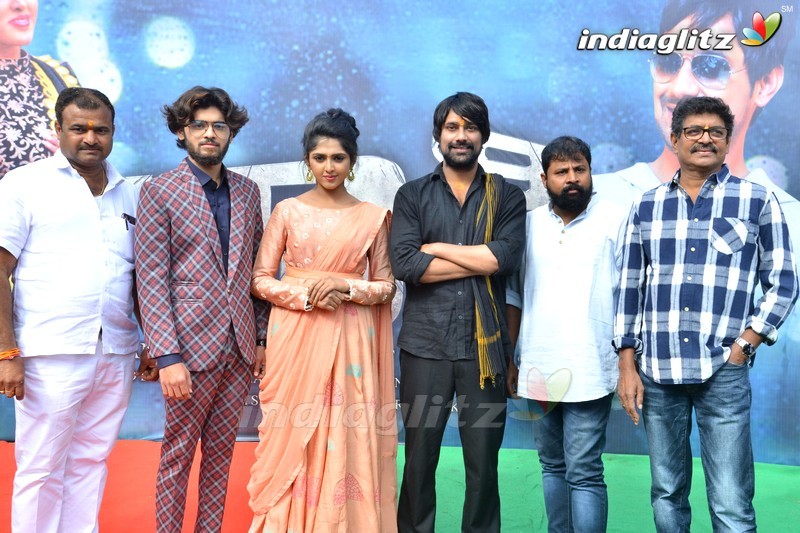 'Dhadi' Movie Opening