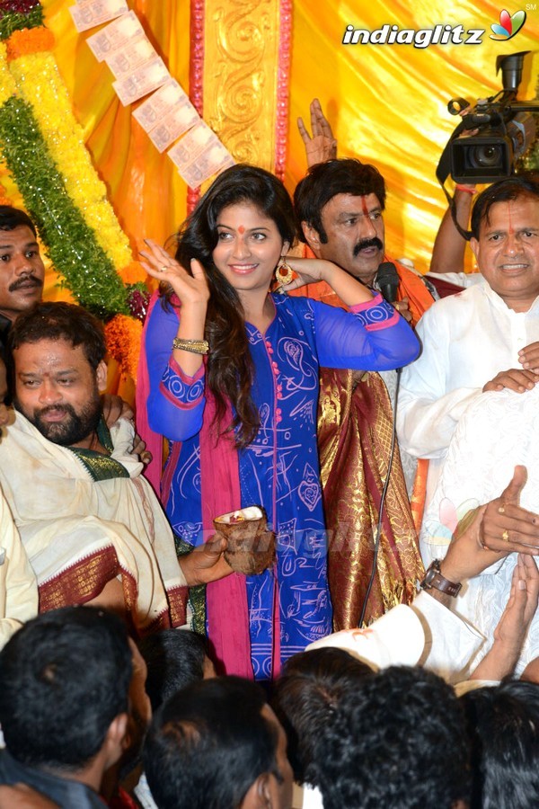 'Dictator' Song Launch At Khairatabad Ganesha Idol