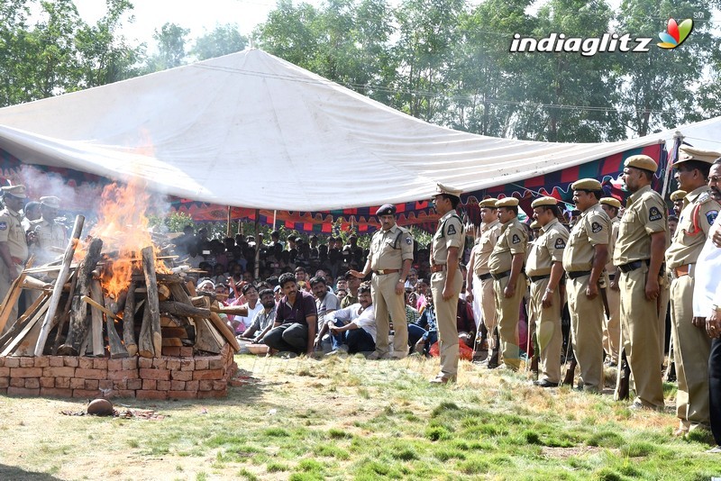 Dasari Narayana Rao Last Rites @ Moinabad Farmhouse