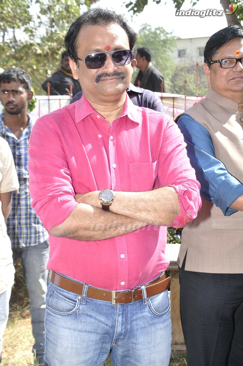 'Dr. Chakravarty' Movie Launch