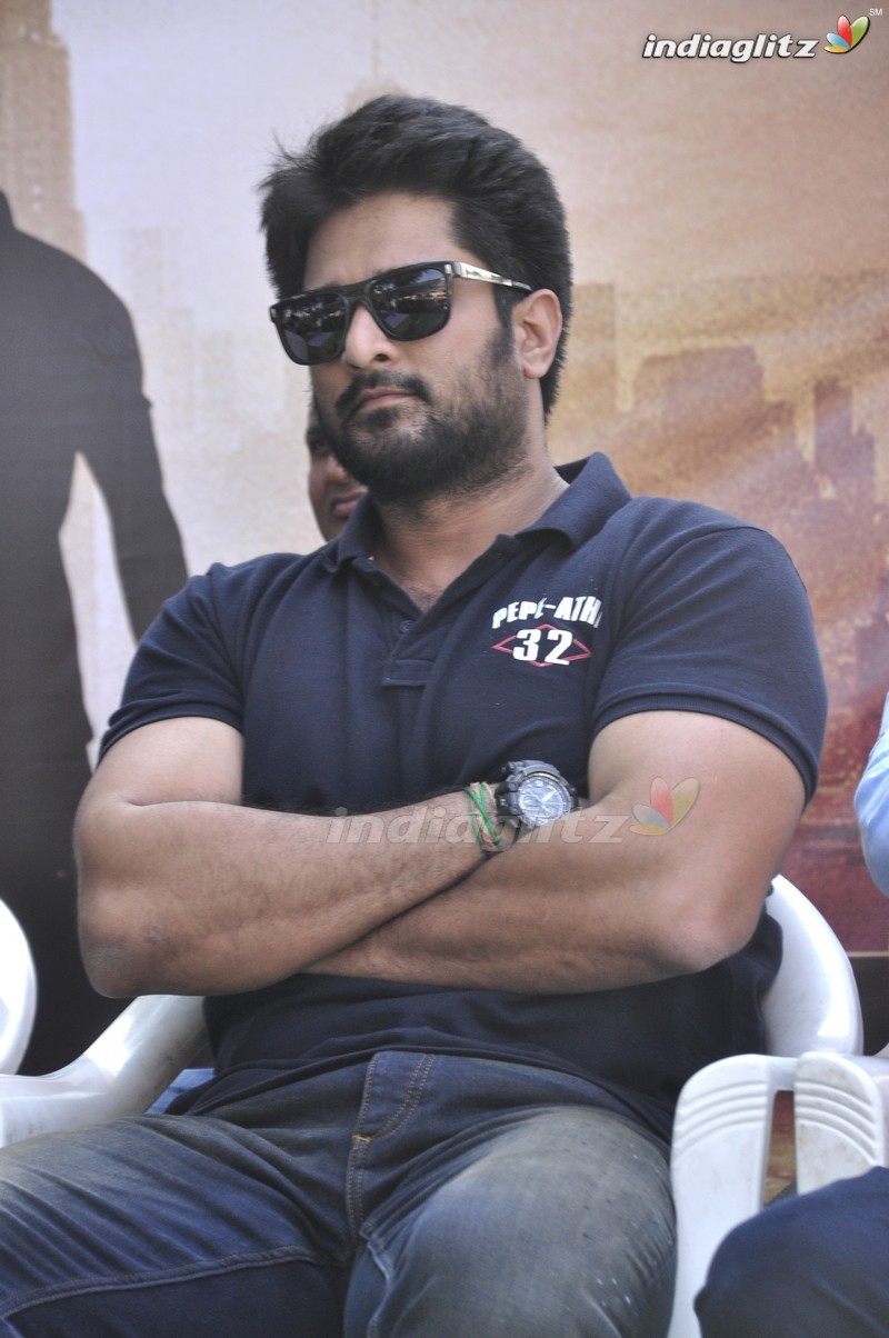 'Dr. Chakravarty' Movie Launch