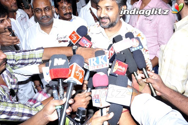 'Eega' Theatre Coverage