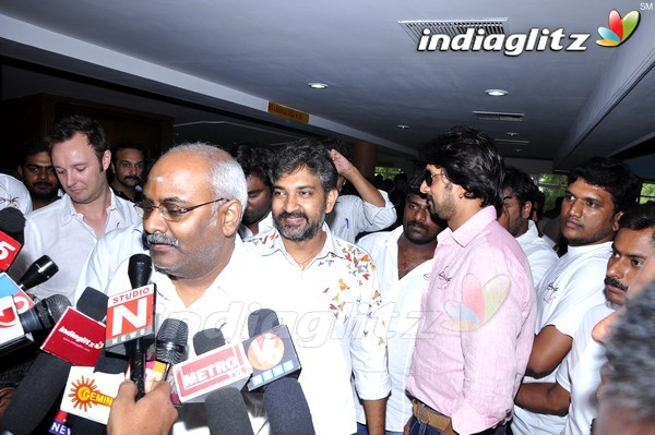 'Eega' Theatre Coverage