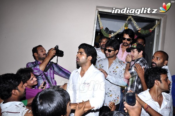 'Eega' Theatre Coverage