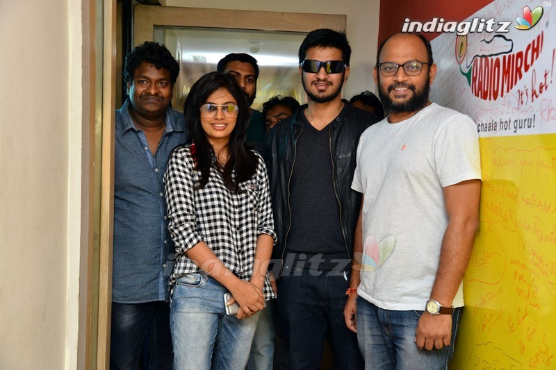 'Ekkadiki Pothavu Chinnavada' Team @ Radio Mirchi