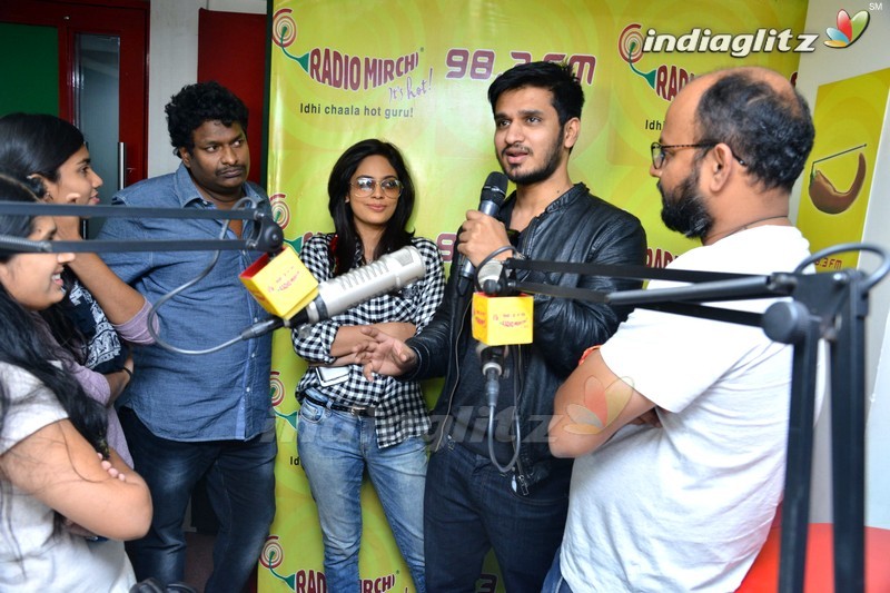 'Ekkadiki Pothavu Chinnavada' Team @ Radio Mirchi