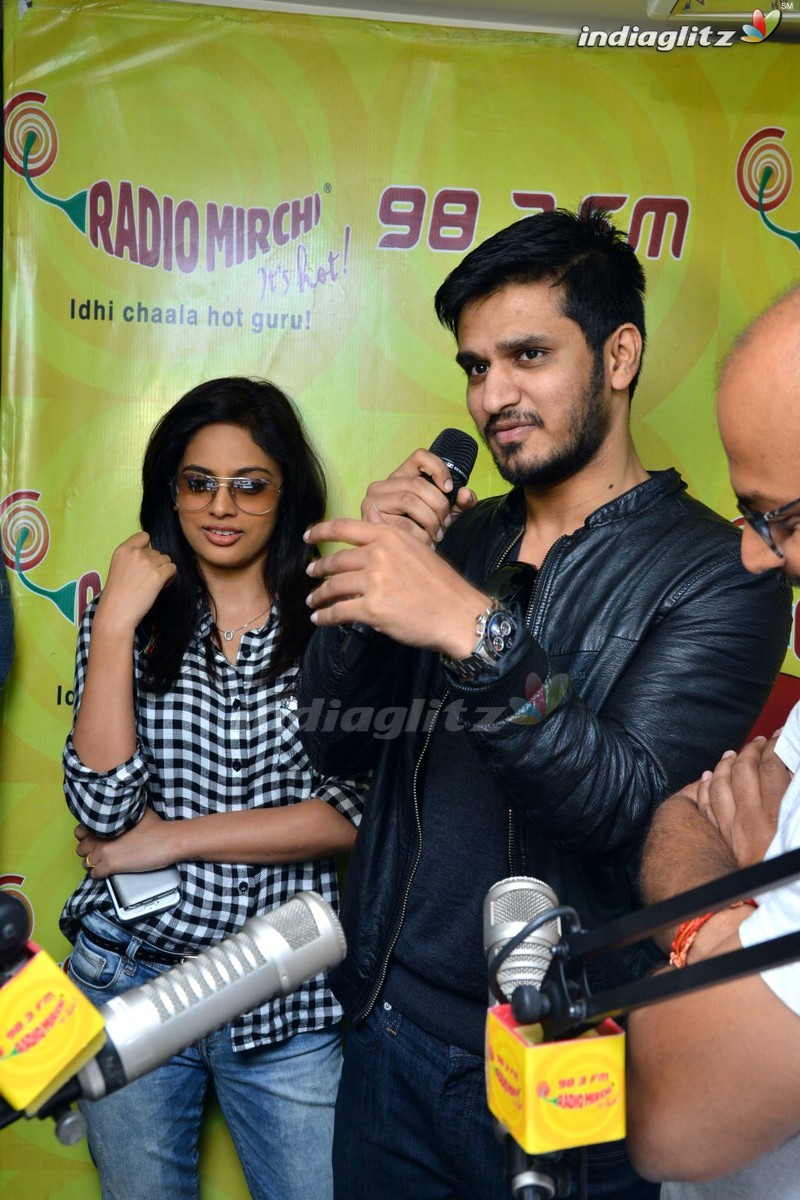 'Ekkadiki Pothavu Chinnavada' Team @ Radio Mirchi