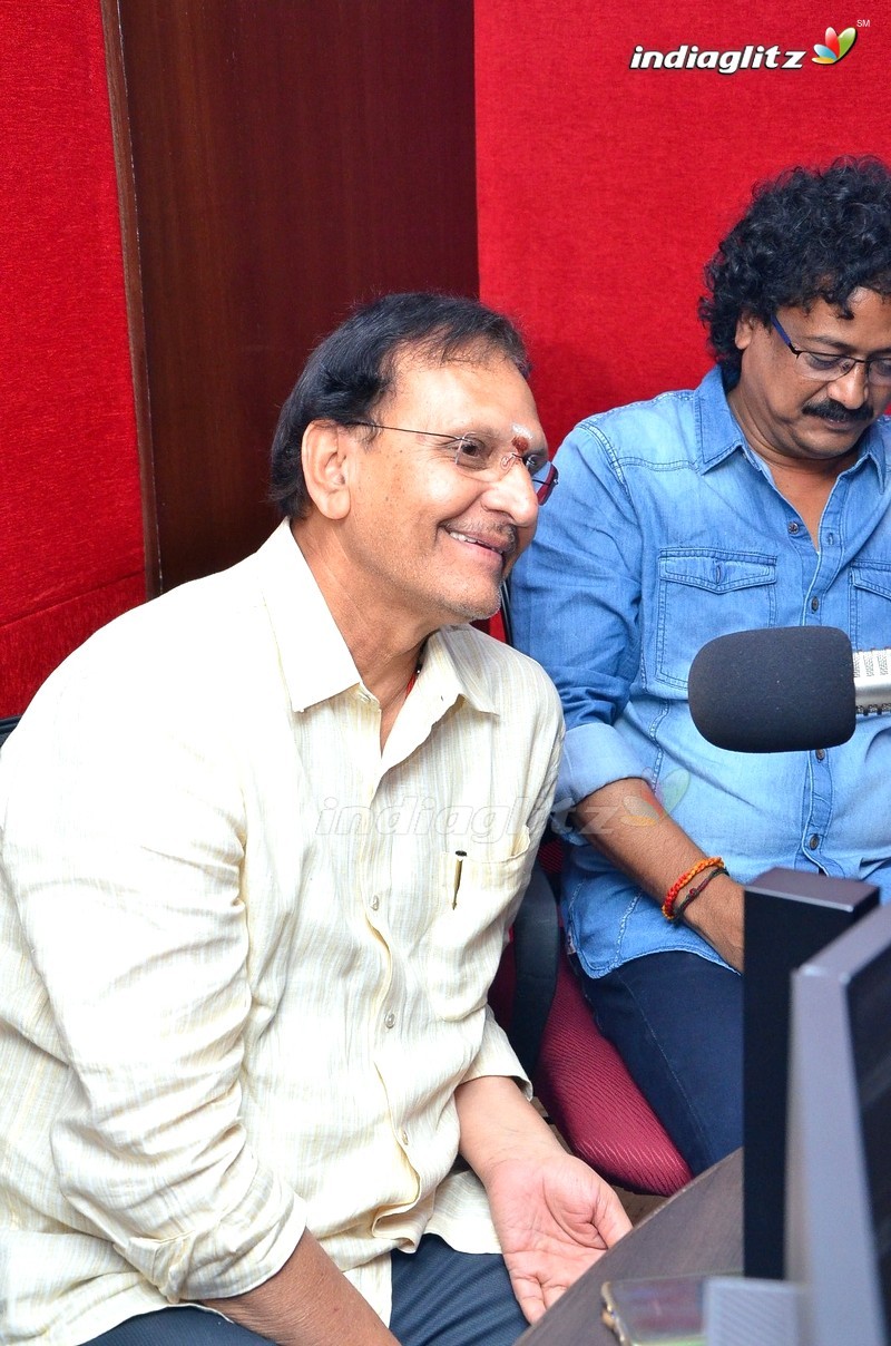 'Entha Manchivaadavuraa' 'Jaataro Jaatara' Song Launch at RED FM