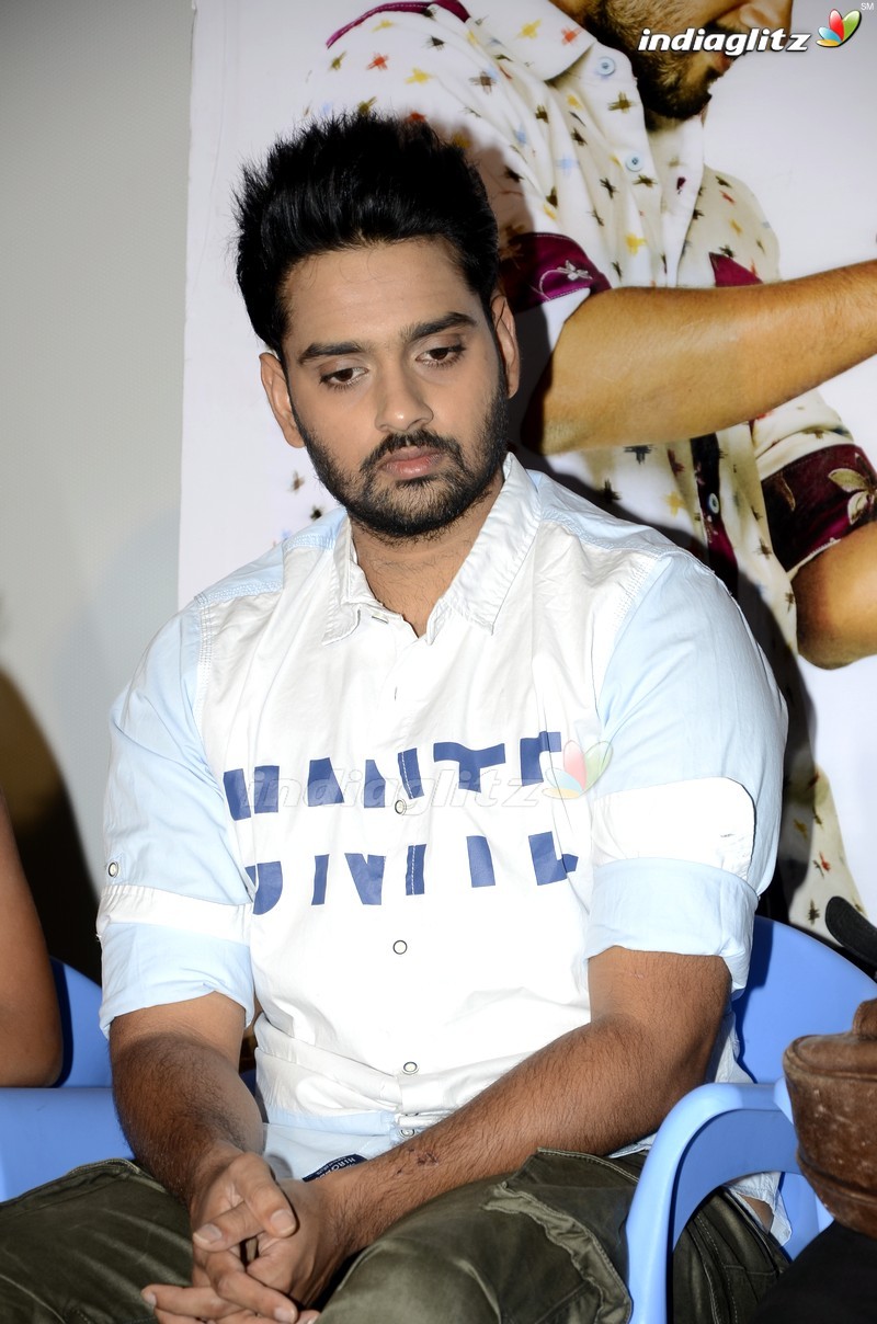 'Fashion Designer S/O Ladies Tailor' Press Meet