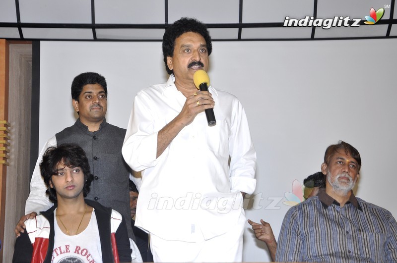 'Friend Request' Press Meet