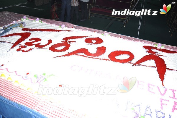 Pawan Fans Celebrates 'Gabbar Singh' 100 Days