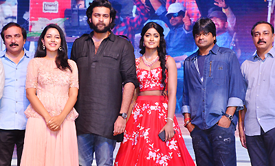 'Gaddalakonda Ganesh' Grand Success Meet At Vizag