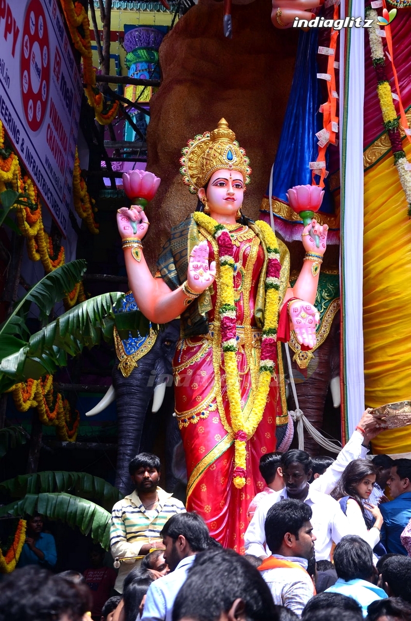 Khairatabad Ganesha Idol 2018 Pics