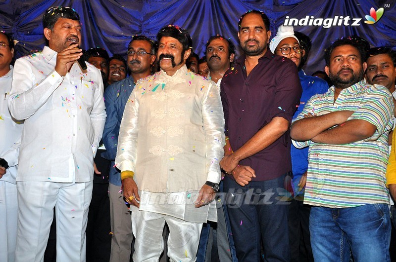 'Gautamiputra Satakarni' Trailer Launch