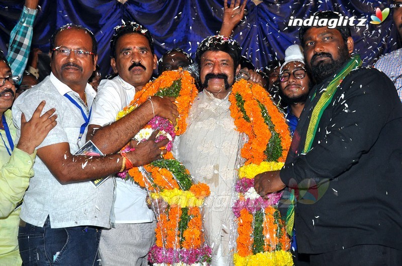 'Gautamiputra Satakarni' Trailer Launch