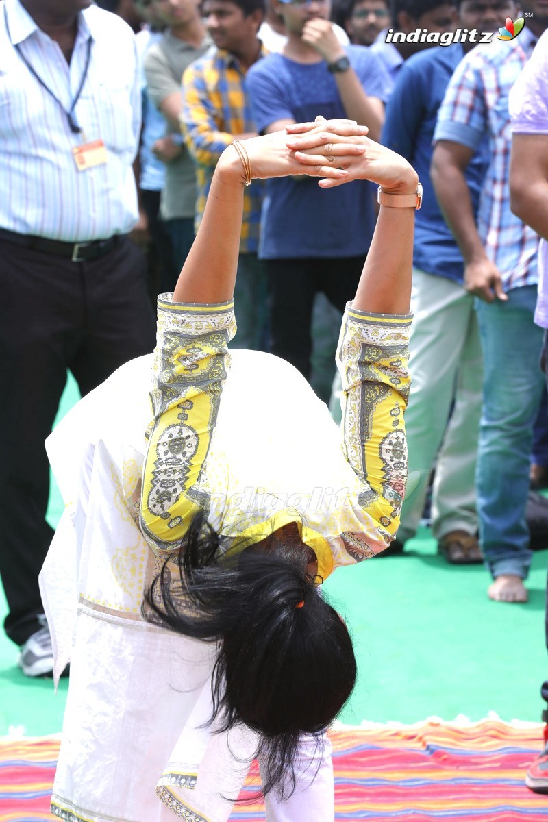 Actress Gouthami Youth Yoga At GITAM College , Hyd