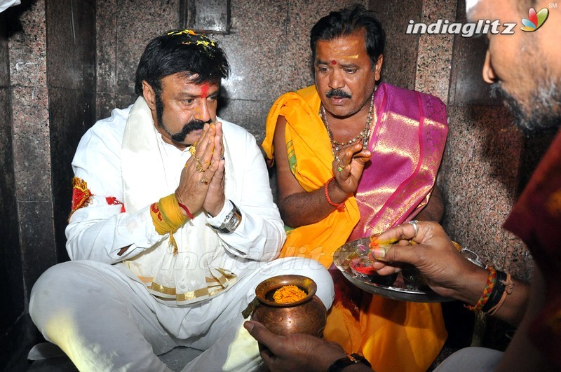 'Gautamiputra Satakarni' Team At Koti Lingala Temple, Karimnagar