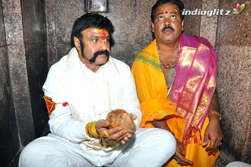 'Gautamiputra Satakarni' Team At Koti Lingala Temple, Karimnagar