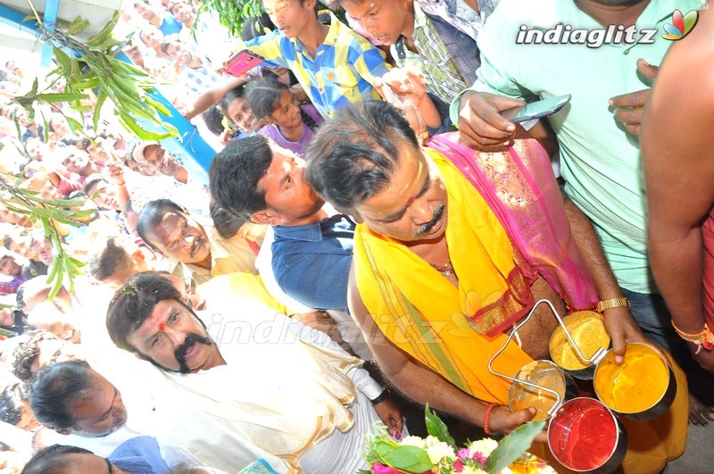 'Gautamiputra Satakarni' Team At Koti Lingala Temple, Karimnagar