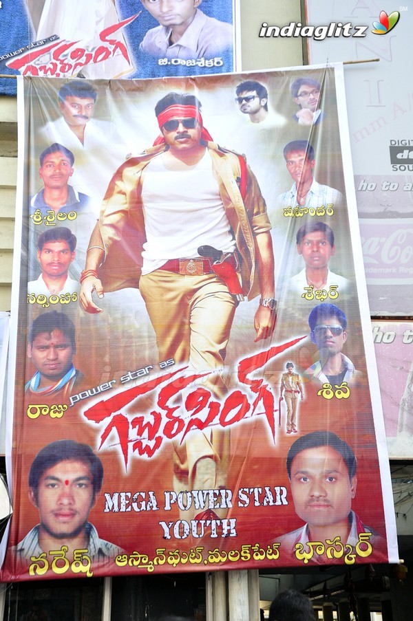 'Gabbar Singh' Theatre Coverage